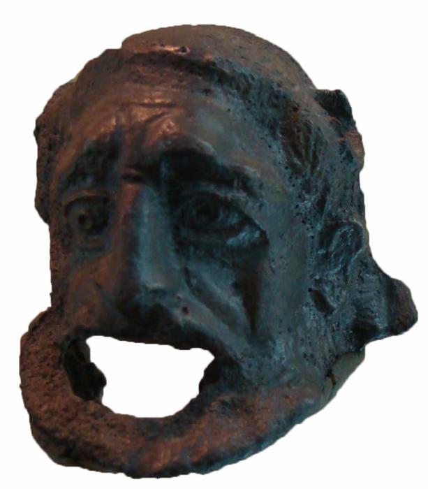 Бронзовая трагическая маска (атташ сосуда) II-III вв.н.э.